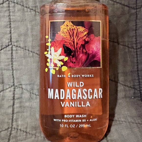 Other - *DISCONTINUED SCENT* Wild Madagascar Vanilla Body Wash Bath & Body Works